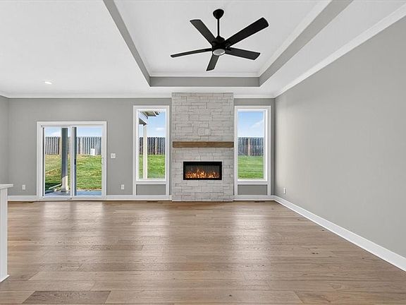 7th image of this home