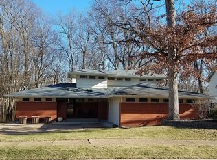 1118 Shadowfaire Ct, Ballwin, MO 63021