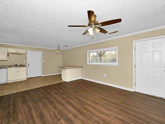 5th image of 6104 County Road 437