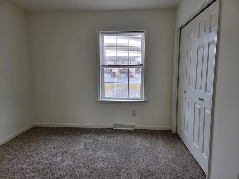 56 Gable Dr — Photo 17