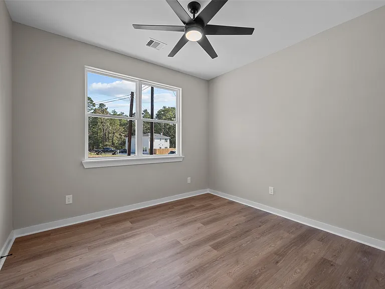 28407 Champion Oaks Dr — Photo 27