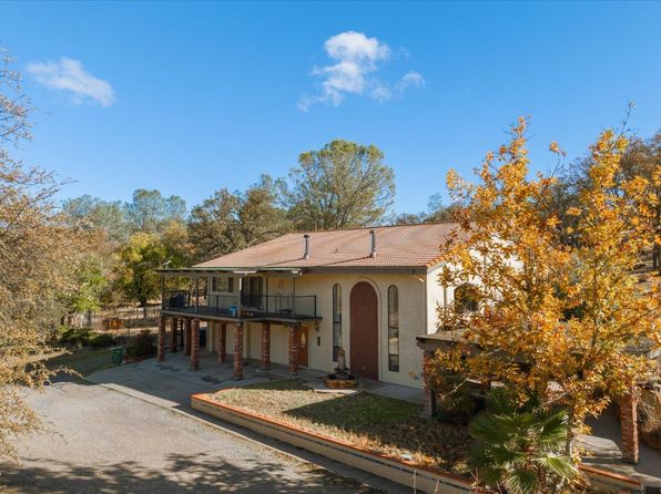 10207 Pool Station Rd, Angels Camp, CA 95222