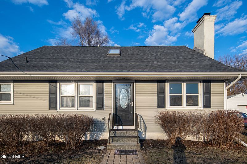 2nd image of 48 Quincy Street