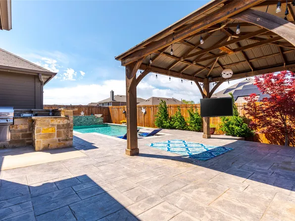 1000 Freesia Dr, Little Elm, TX 75068