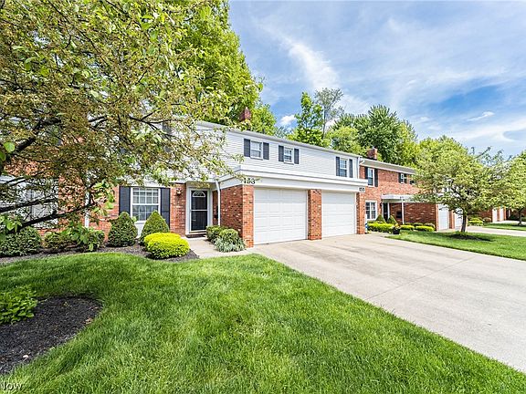 3rd image of 153 Chatham Way #153D