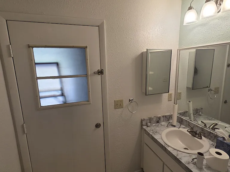 15203 Morning Dr — Photo 5