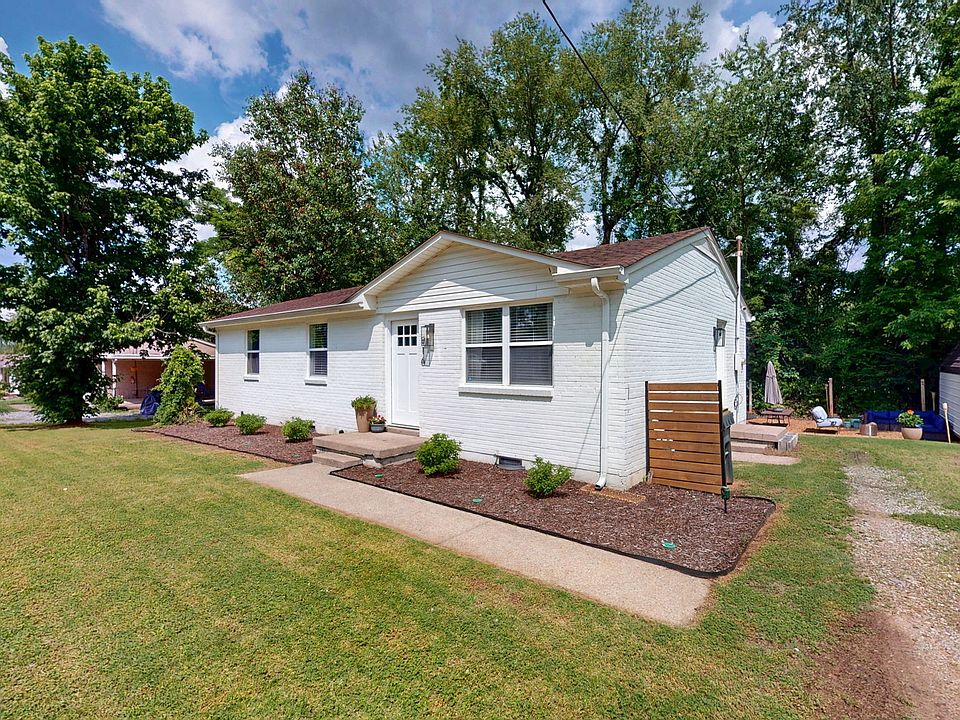 1st image of 916 Turner Dr