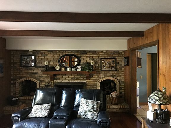 5th image of 1830 Brookwood Dr