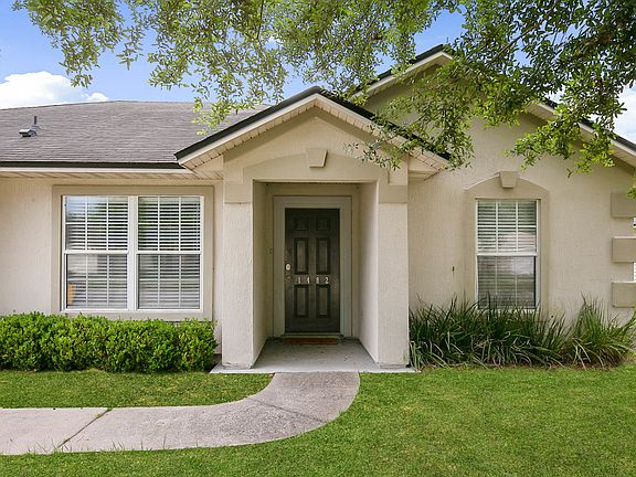 5th image of 1482 Summit Oaks Dr W