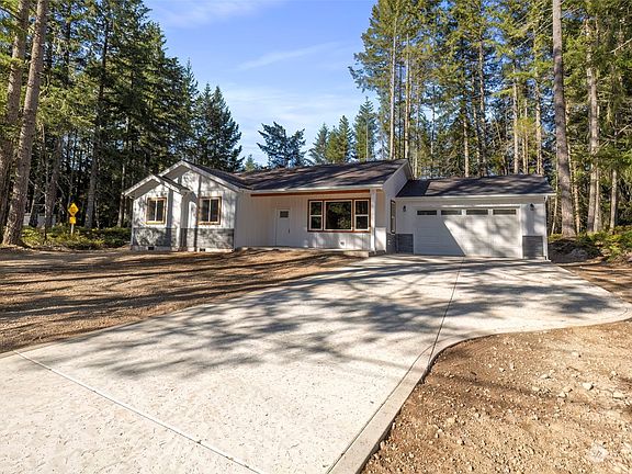 2nd image of 12896 Burchard Drive SW