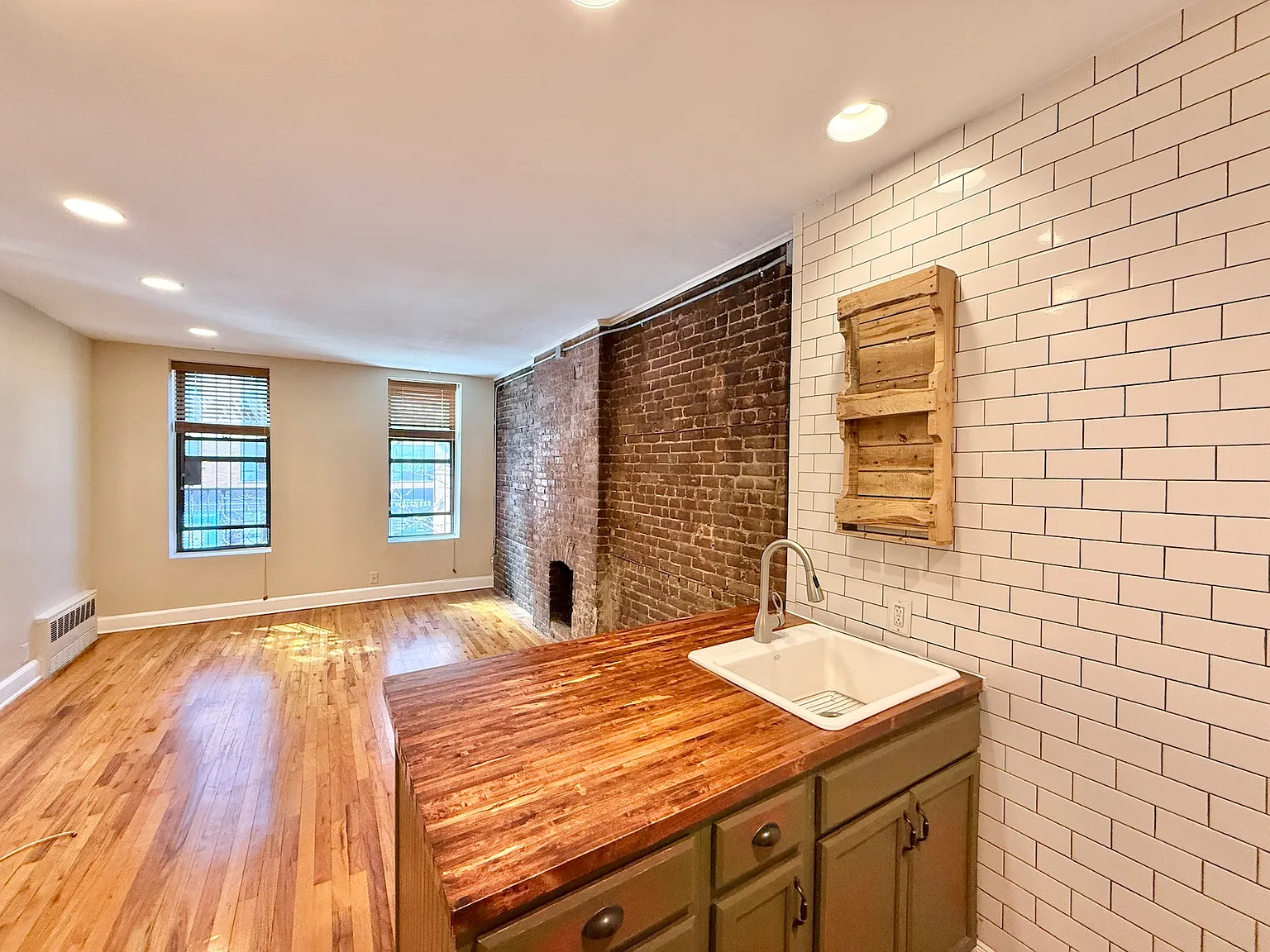 451 Bergan Street — Photo 2