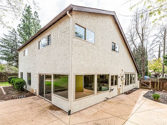 5th image of 8087 Willow Glen Ct