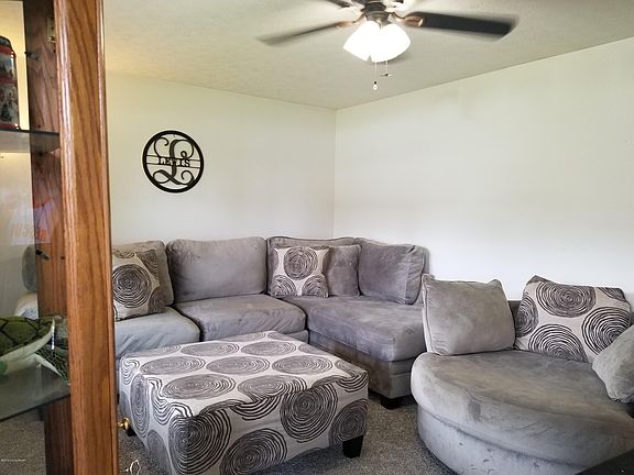 4th image of 345 Greenfield Cir