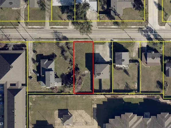 633 Louie St, Lake Charles, LA 70601