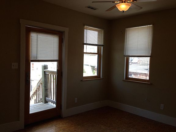 5th image of 3419 Iowa Ave #2F