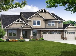 3200 White Pine Way, Stillwater, MN 55082