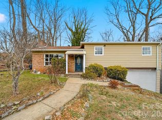 212 Newland Pl NW, Lenoir, NC 28645