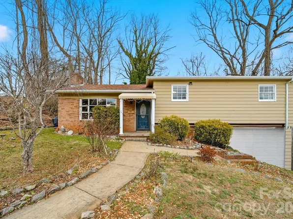 212 Newland Pl NW, Lenoir, NC 28645