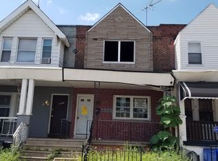 2552 Bonaffon St, Philadelphia, PA 19142