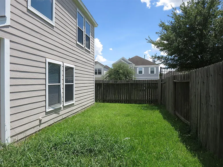 6326 Sunlit Orchard Dr — Photo 22