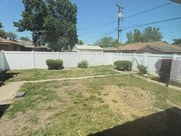 1208 Truman St — Photo 19