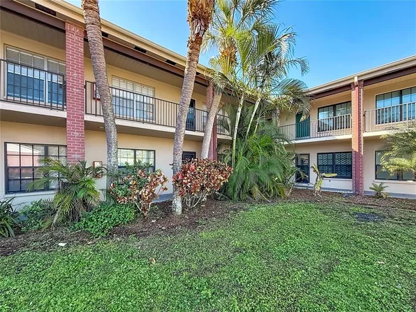 1020 85th Ave N APT 119, Saint Petersburg, FL 33702