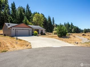501 Emerald Ln SE, Rainier, WA 98576