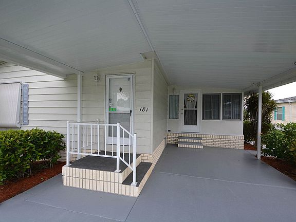 LARGE CARPORT