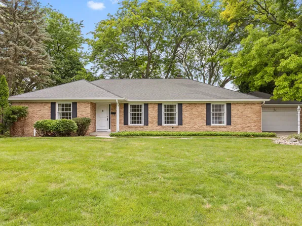 4366 Baywood Dr SE, Grand Rapids, MI 49546