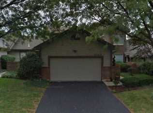 1043 King Henry Ct, Saint Louis, MO 63146
