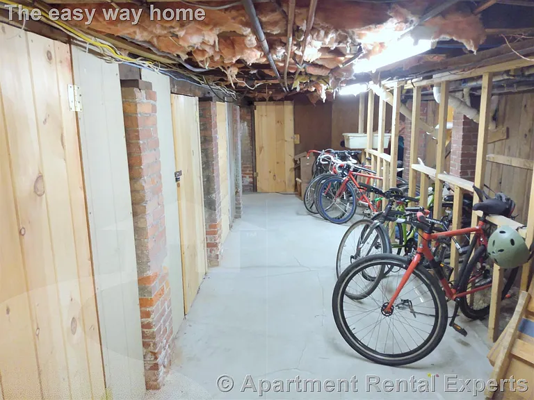 395 Columbia St #2 — Photo 8