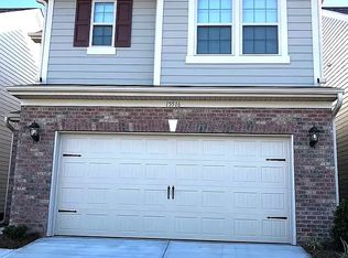 15516 Scholastic Dr, Charlotte, NC 28277