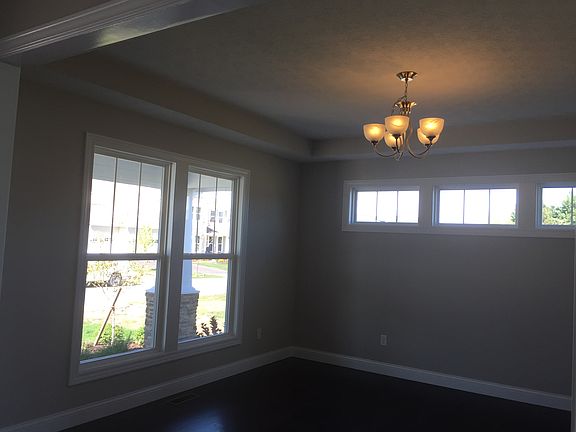 5th image of 10444 Rosebud Way