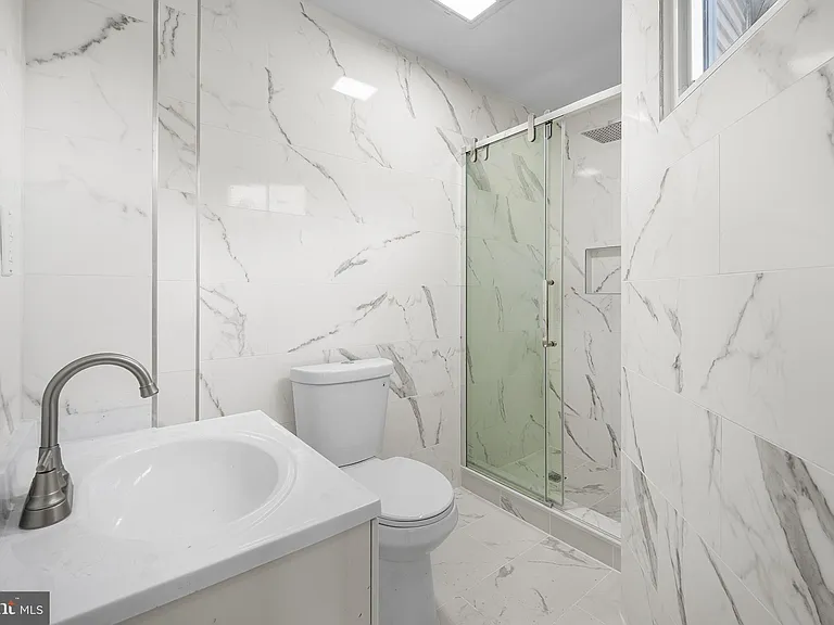 775 S 8th St #2R — Photo 11