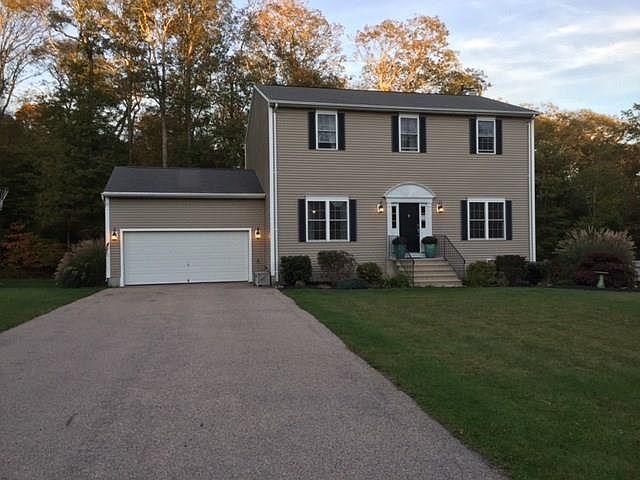 1st image of 42 S Woods Dr