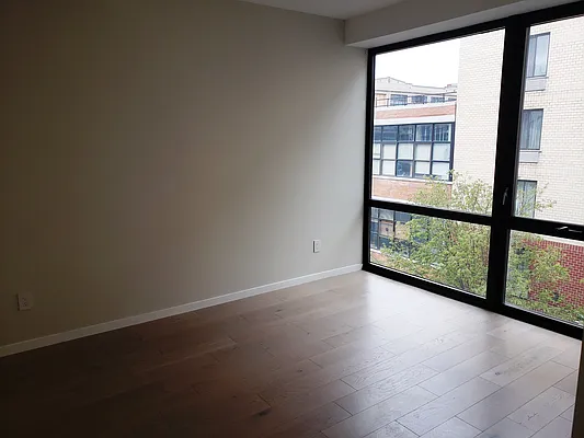 Rented by Chase Global Realty Corp | media 13