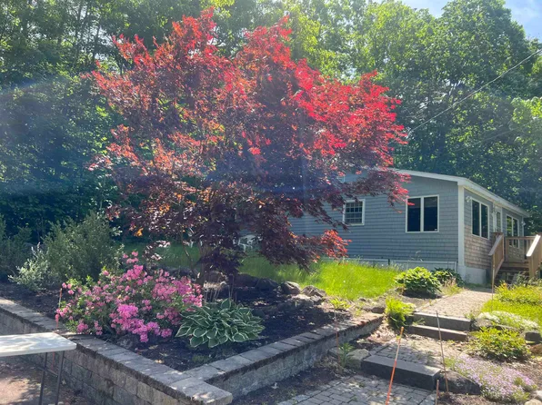25 S Mayhew Turnpike, Hebron, NH 03241