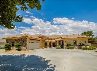 12915 Amador Cir, Apple Valley, CA 92308