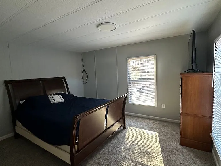 5407 Post Rd — Photo 3