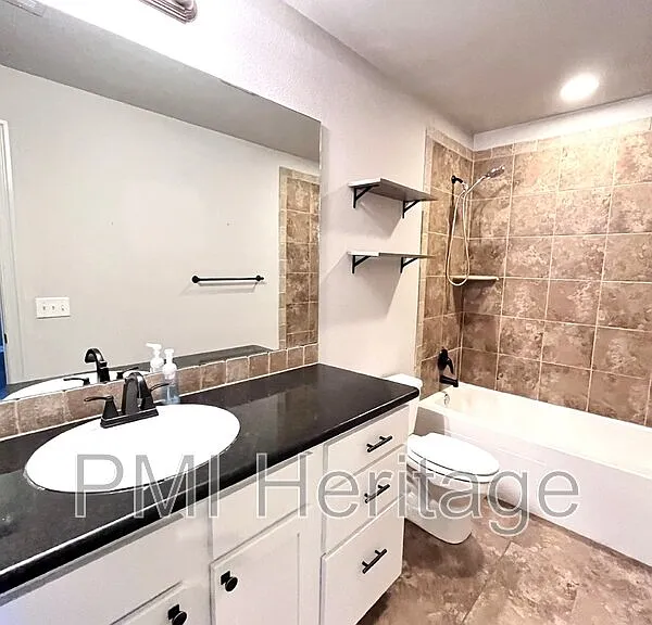 206 Peyton St — Photo 23