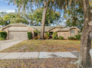 687 Cheoy Lee Cir, Winter Springs, FL 32708