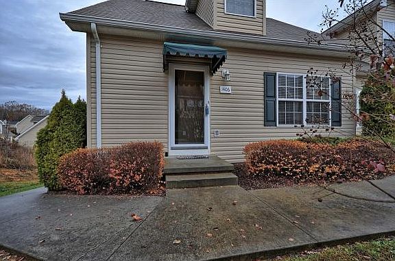 2nd image of 1406 Kensington Pl #0