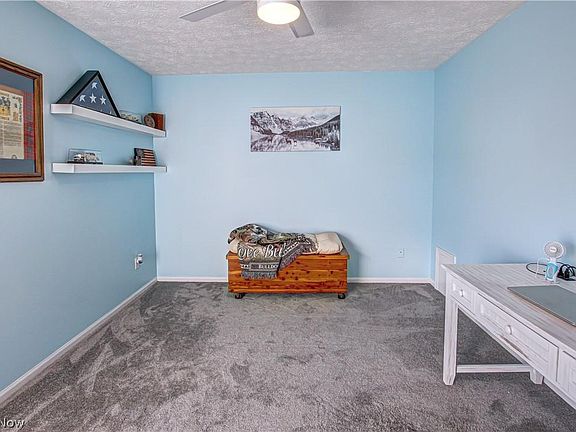 3rd image of 33470 Shelly Ct