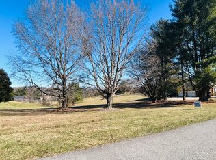 242 Dogwood Trl, London, KY 40741