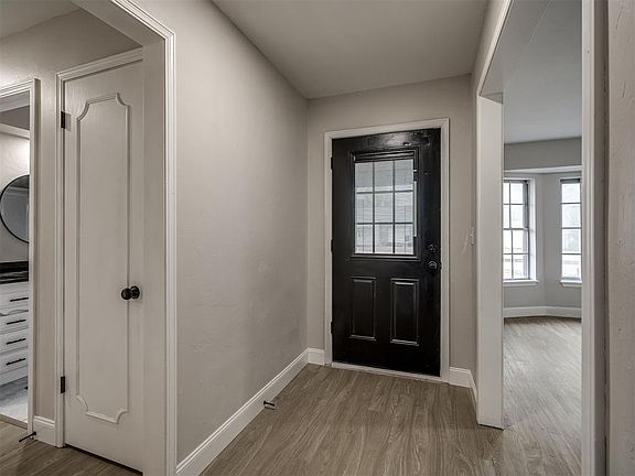 3rd image of 9908 S Harvey Ave