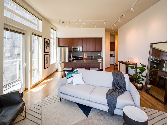 5th image of 901 8th Ave APT 210