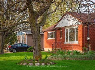 3768 Dorchester Rd, Niagara Falls, ON L2J 3A7