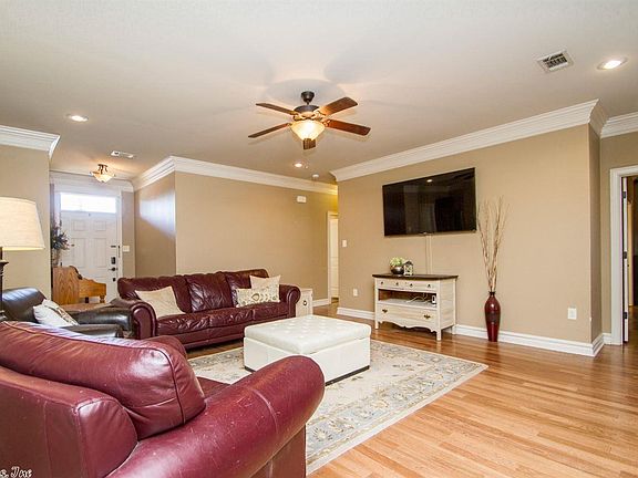 5th image of 5130 Park Place Dr