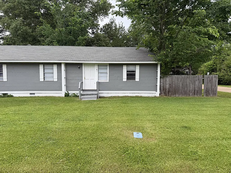 305 Valentour Rd #N — Photo 1