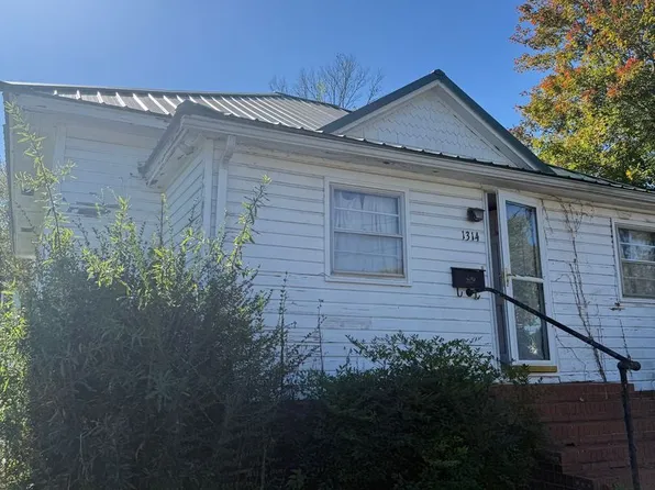 1314 Front St, Eden, NC 27288